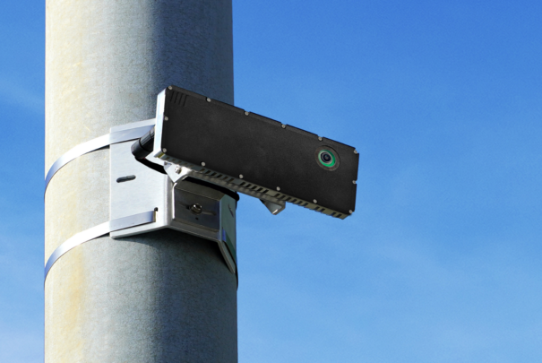 Econolite EPIQ RADAR multimodal traffic sensor mounted on a signal pole
